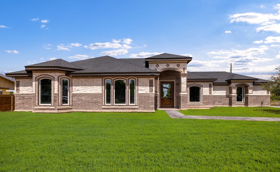 How Much Square Footage For New Home Build in McAllen, Tx?